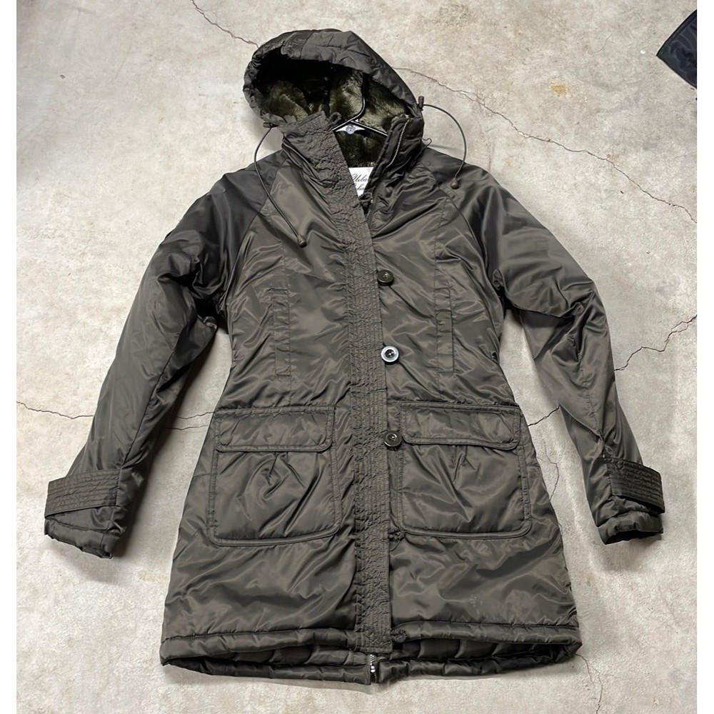 Women’s Urban Behavior Coat